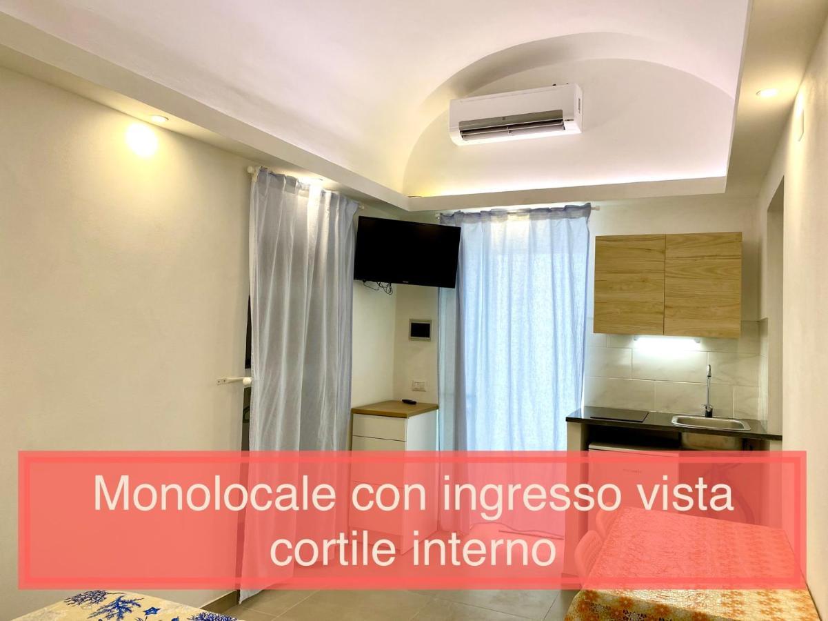Hotel Domus Ɫ Ponza Esterno foto